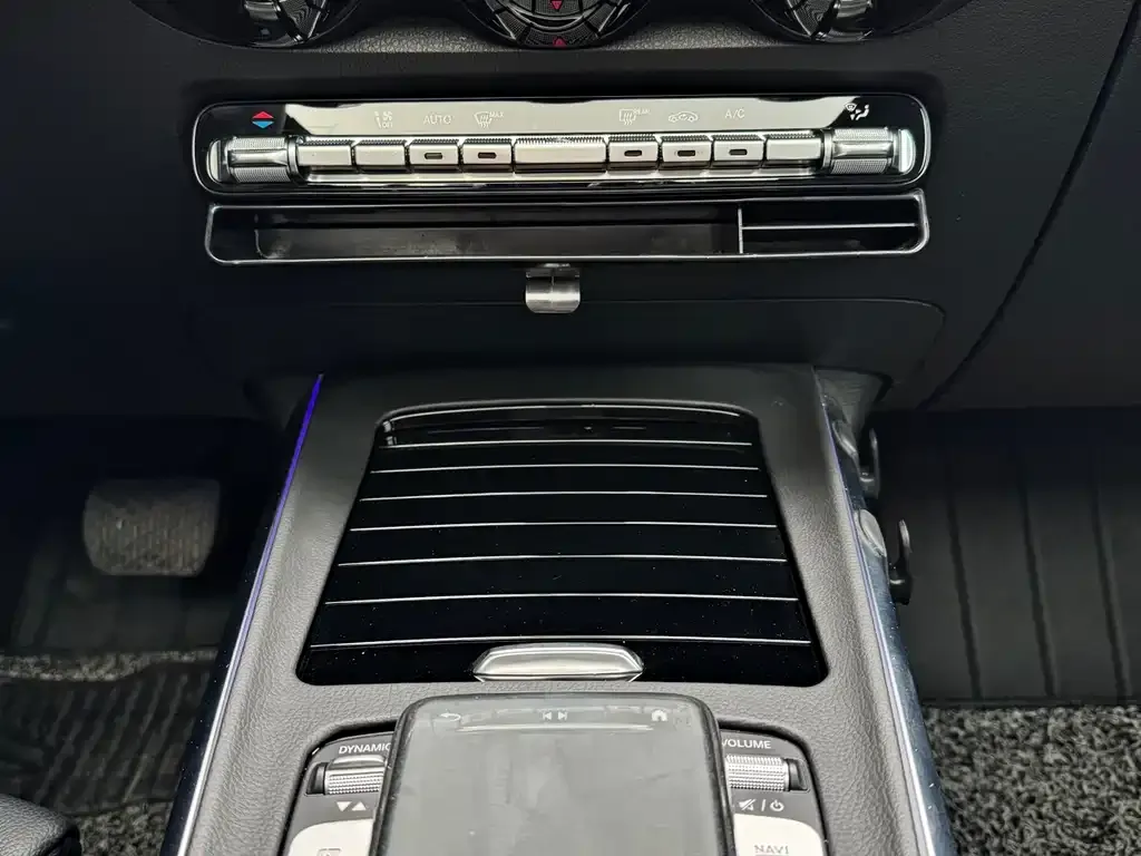 Mercedes-Benz GLB 2023 из CN, фото 9
