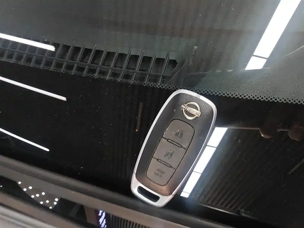 Nissan Sylphy 2023 из CN, фото 9