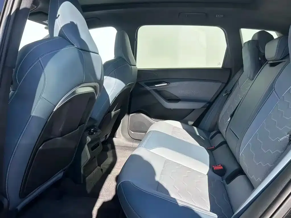 Audi Q6L e-tron 2025 из CN, фото 6