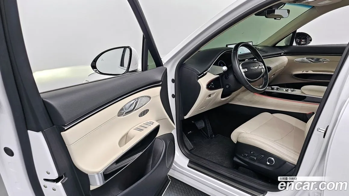 Genesis GV70 — фото 10