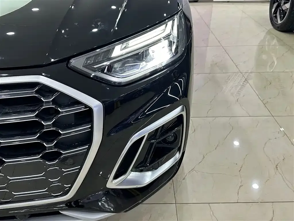 Audi Q5L 2023 из CN, фото 7