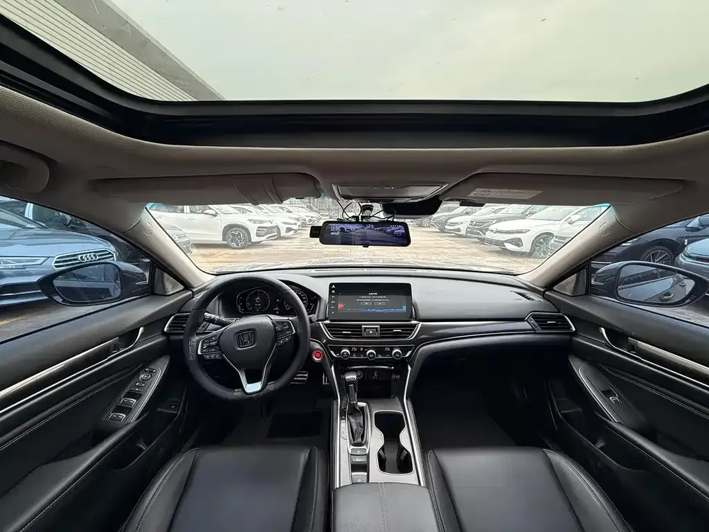 Honda Accord 2022 из CN, фото 7