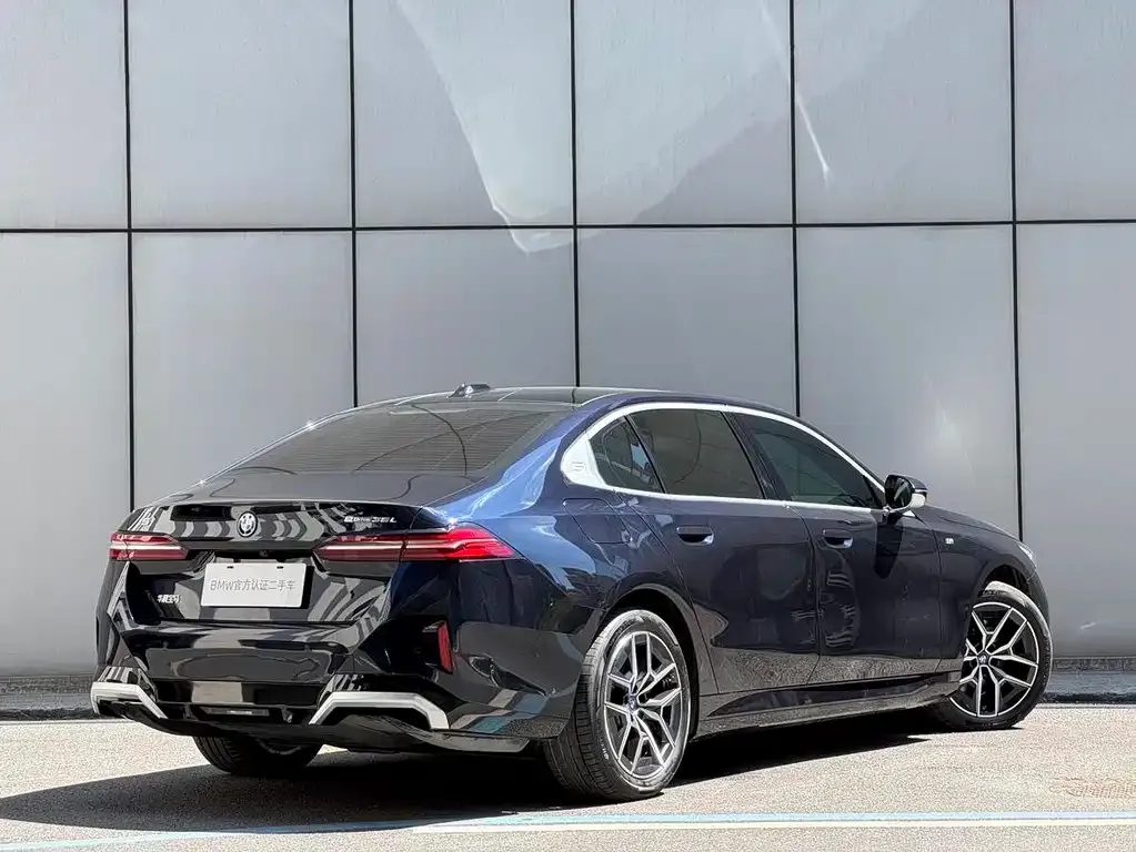 BMW i5 2024 из CN, фото 4