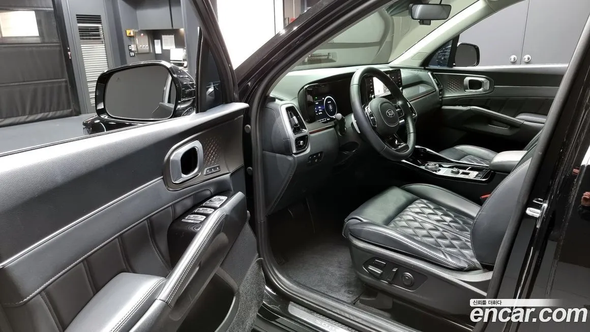 Kia Sorento — фото 10