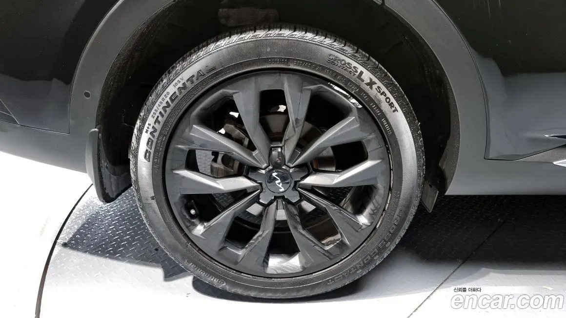 Kia Sorento — фото 5