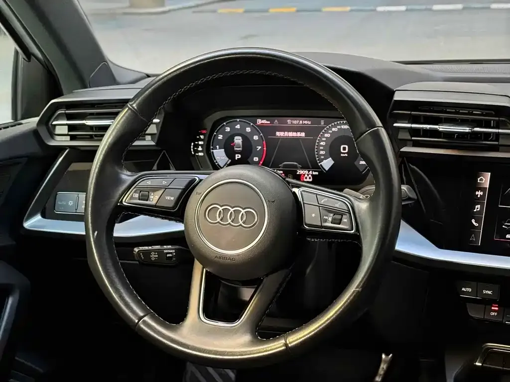 Audi A3 2023 из CN, фото 6