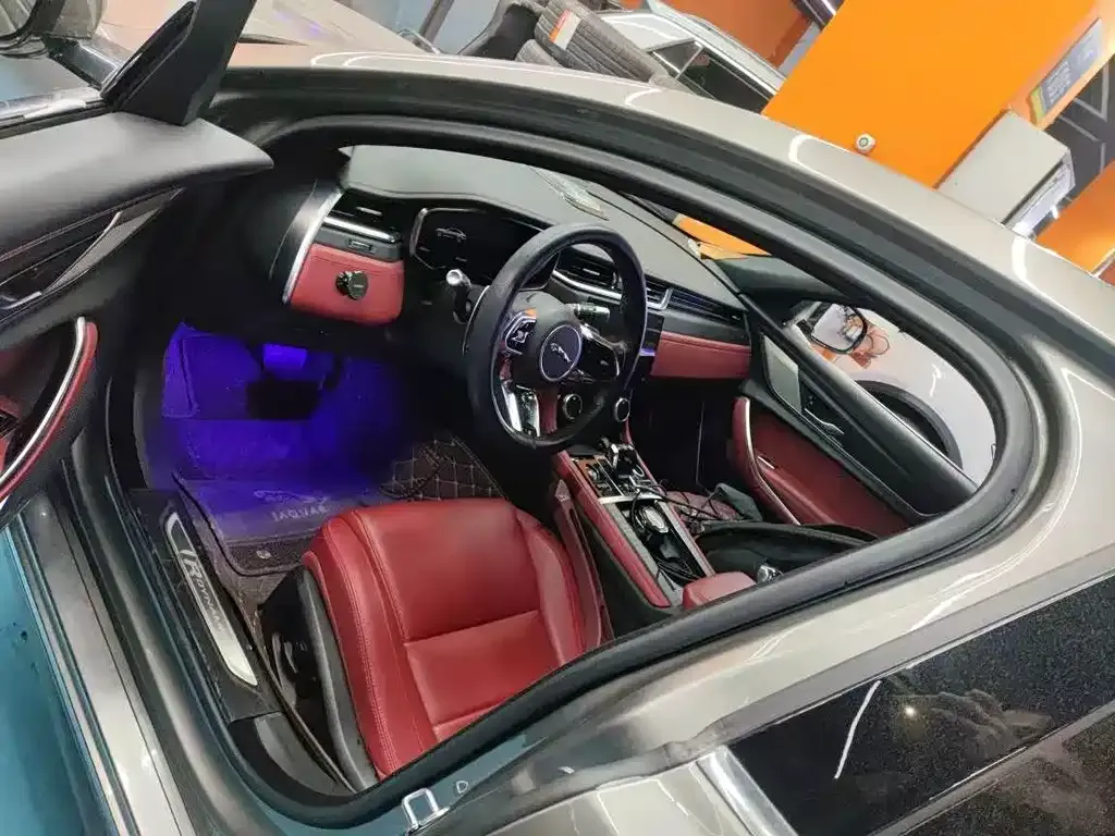 Jaguar XFL 2022 из CN, фото 4