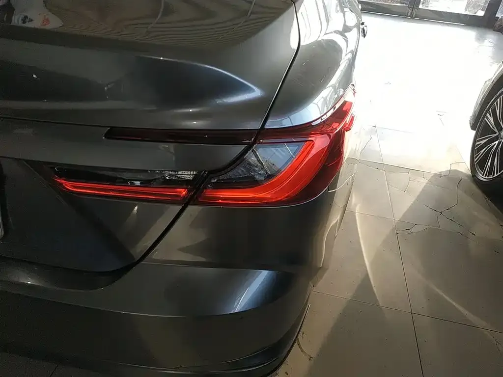 Toyota Camry 2024 из CN, фото 8