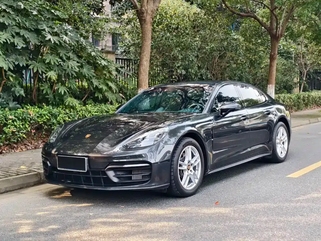 Porsche Panamera 2023 из CN, фото 1