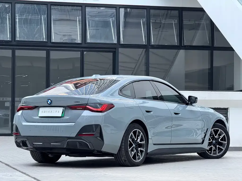 BMW i4 2023 из CN, фото 5