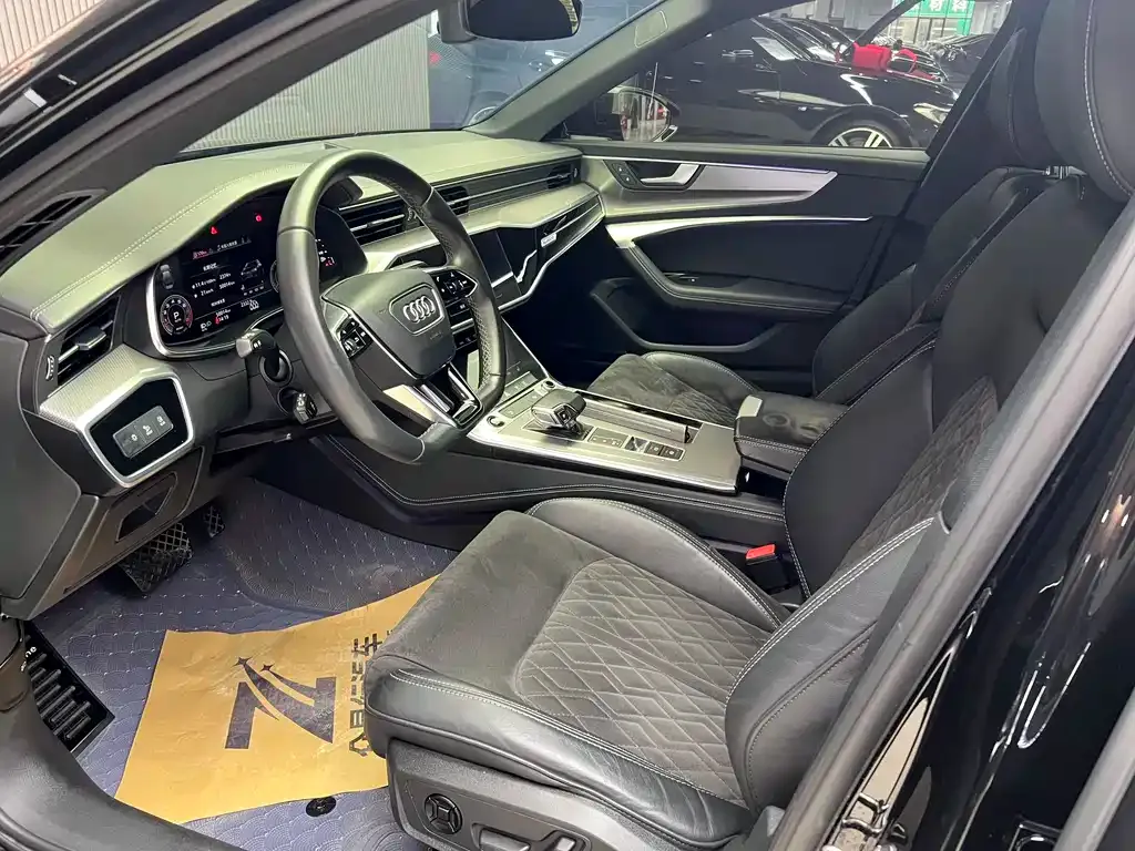 Audi A6L 2021 из CN, фото 10