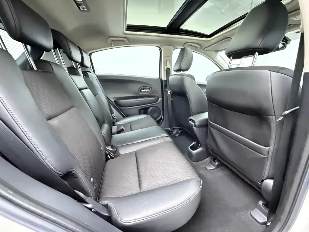 Honda Vezel 2022 из CN, фото 8