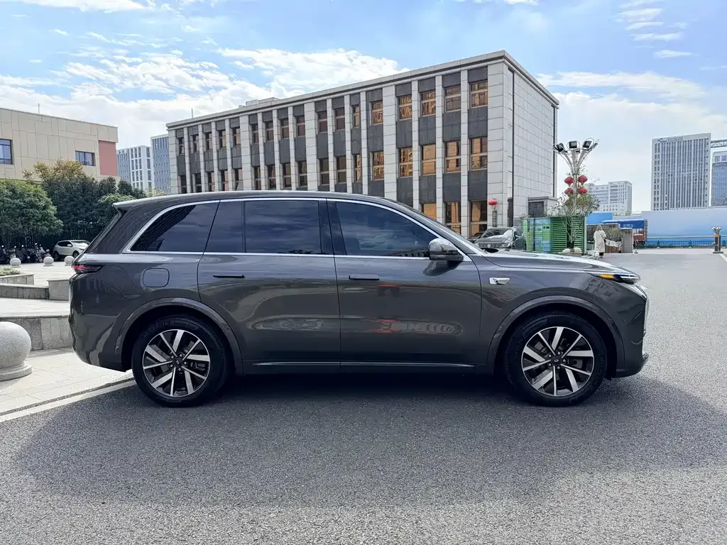 Li Auto L8 2023 из CN, фото 4