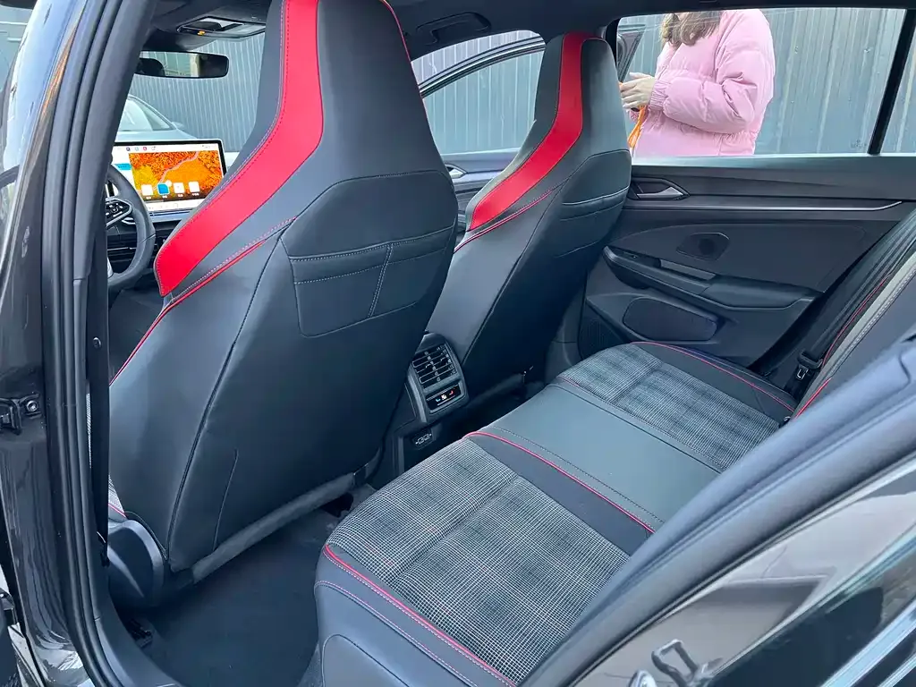 [object Object] Golf GTI 2025 из CN, фото 10