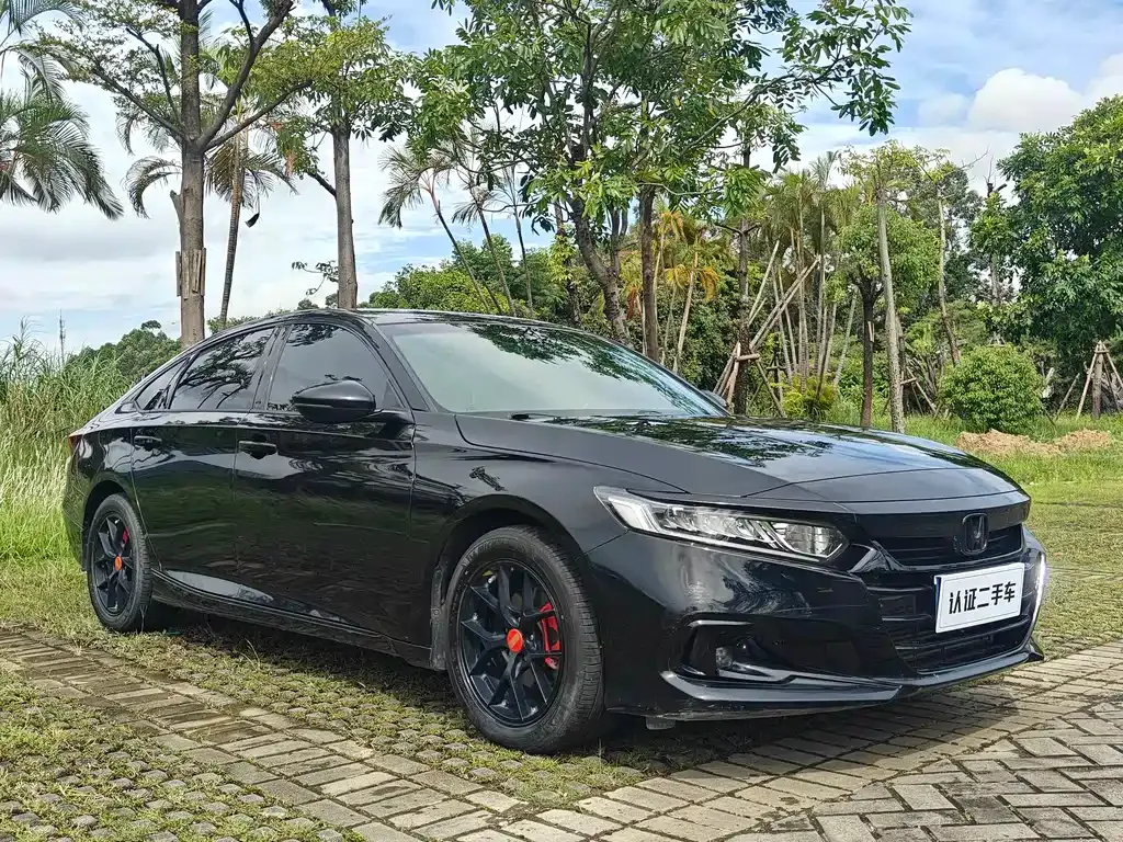 Honda Accord — фото 3