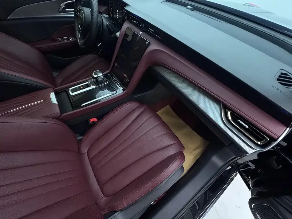 Hongqi H5 2024 из CN, фото 7