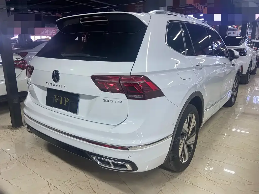 Volkswagen Tiguan L — фото 4