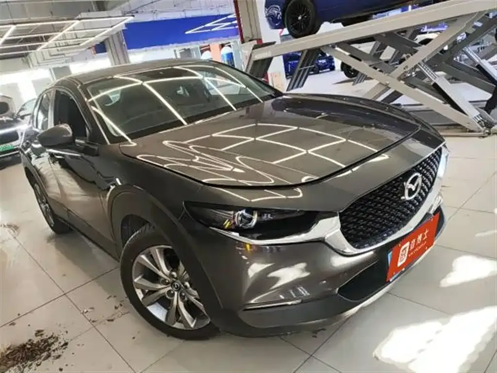 Mazda CX-30 2022 из CN, фото 2