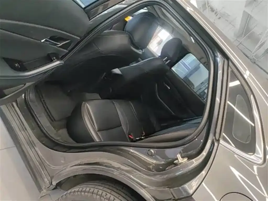 Mazda CX-30 2022 из CN, фото 6