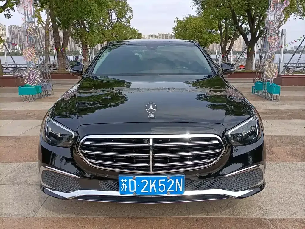 Mercedes-Benz E-Class 2023 из CN, фото 2