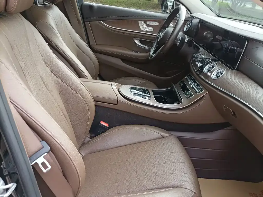Mercedes-Benz E-Class 2023 из CN, фото 9