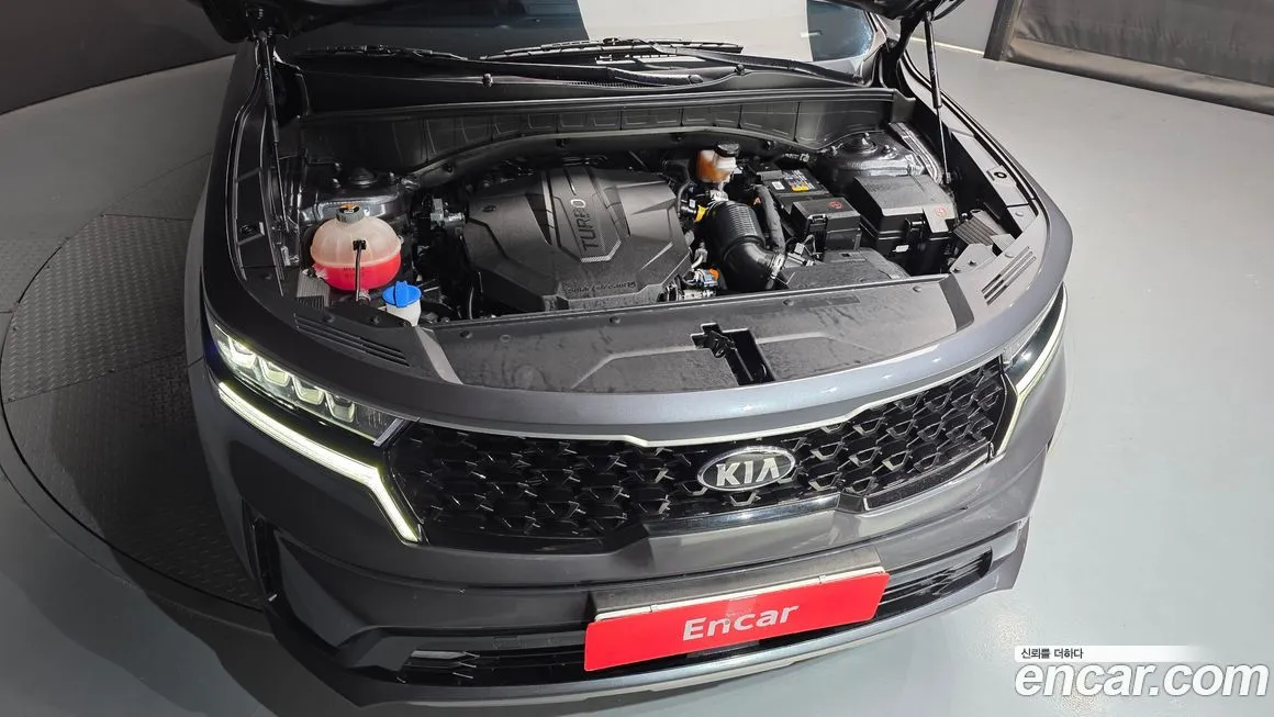 Kia Sorento — фото 6