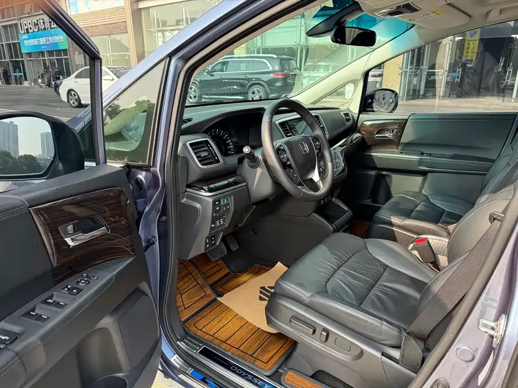 Honda Odyssey 2021 из CN, фото 10