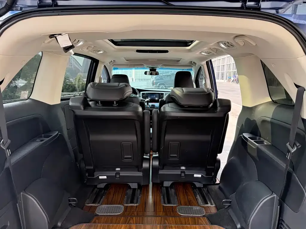Honda Odyssey 2021 из CN, фото 7