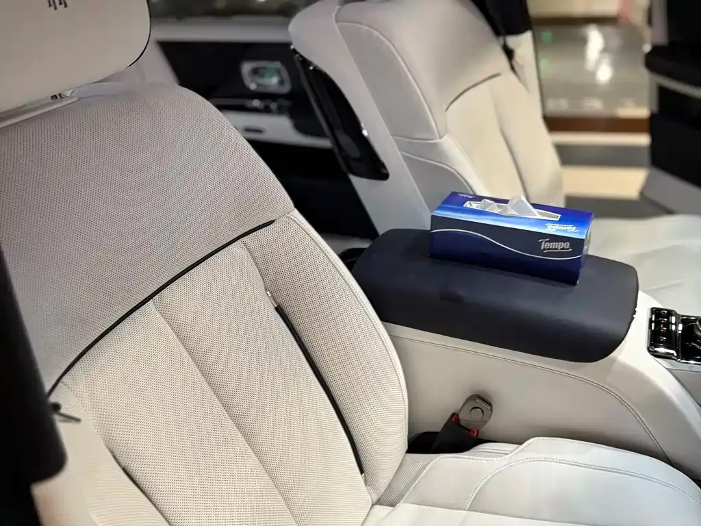 Rolls-Royce Phantom 2022 из CN, фото 6