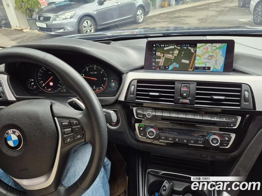 BMW 4-Series 2021 из KR, фото 9