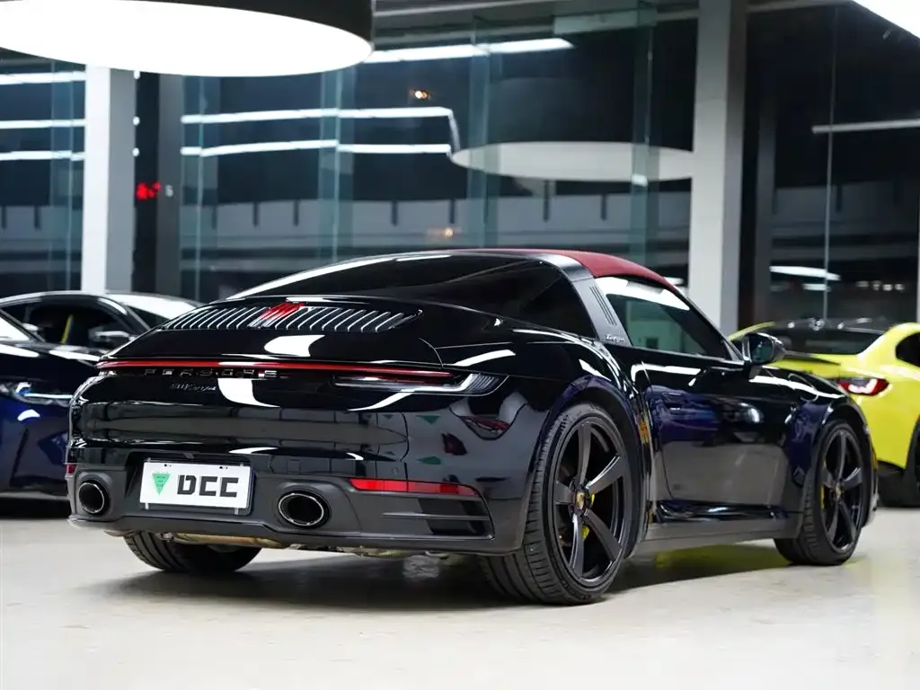 Porsche 911 2023 из CN, фото 6