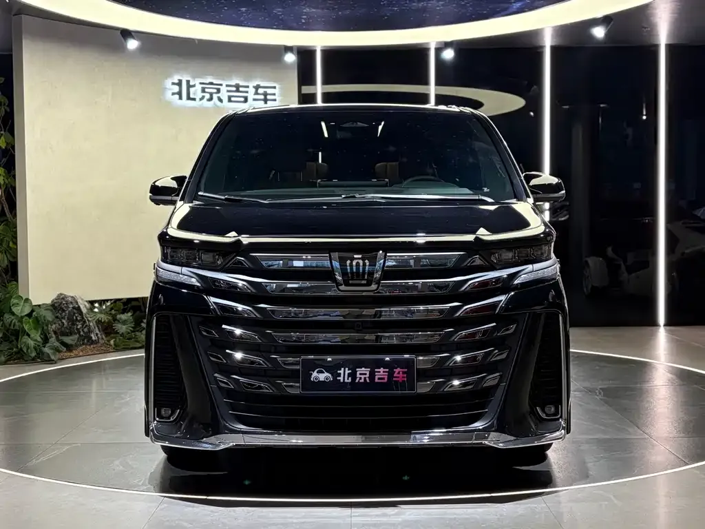 Toyota Vellfire 2024 из CN, фото 2