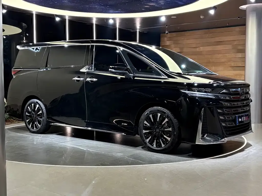 Toyota Vellfire 2024 из CN, фото 3