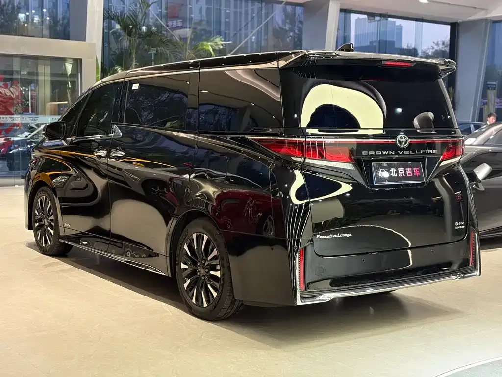 Toyota Vellfire 2024 из CN, фото 5