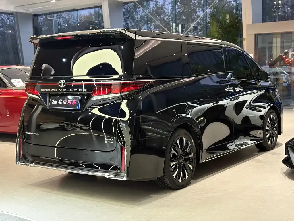 Toyota Vellfire 2024 из CN, фото 6