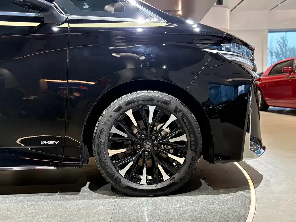 Toyota Vellfire 2024 из CN, фото 9