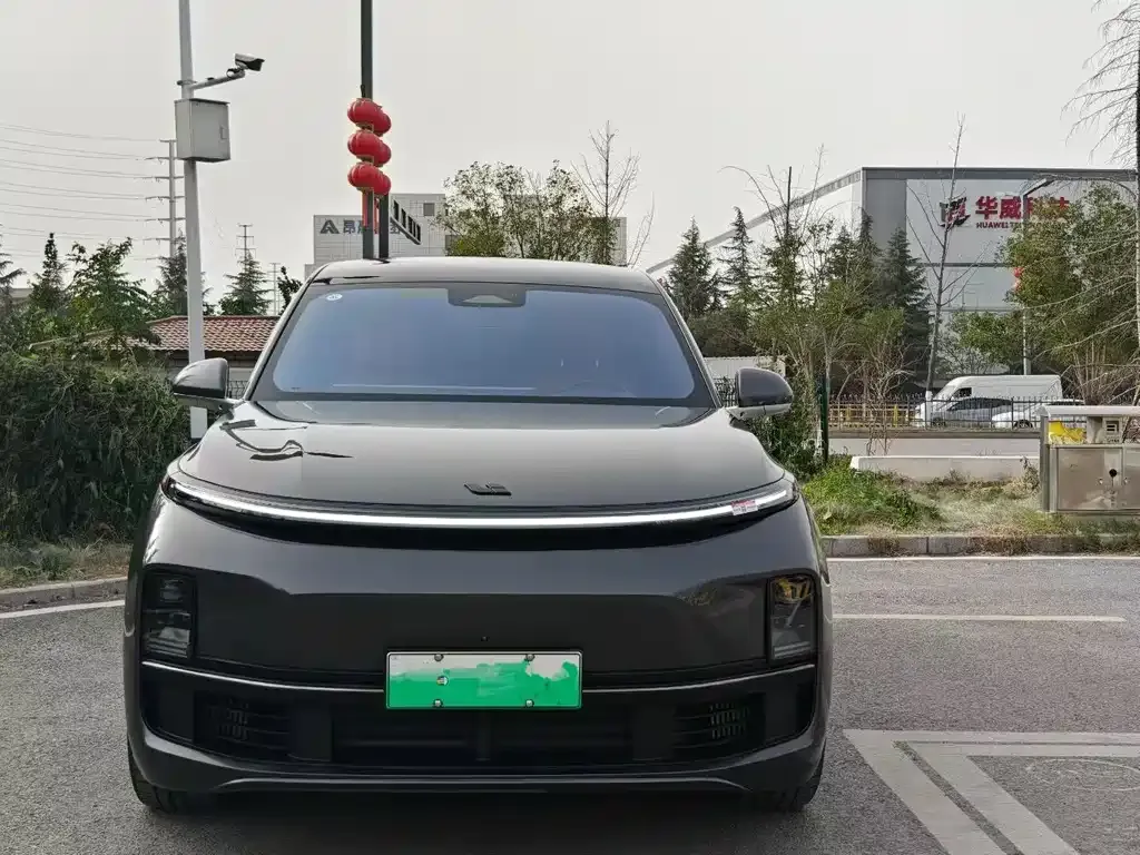 Li Auto L8 2023 из CN, фото 2