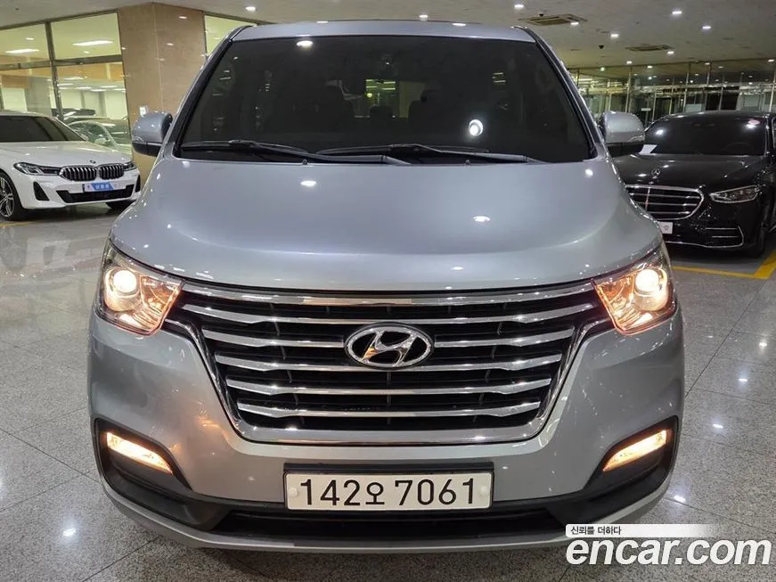 Hyundai Starex 2021 из KR, фото 2