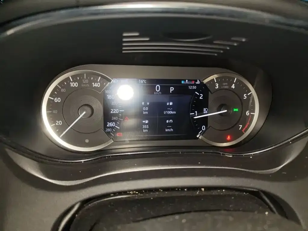 Jaguar E-PACE 2024 из CN, фото 4
