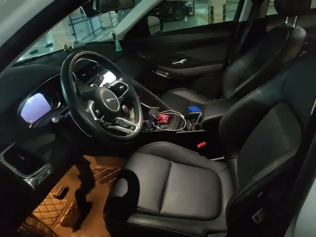 Jaguar E-PACE 2024 из CN, фото 8