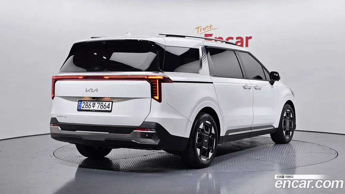 Kia Carnival 2024 из KR, фото 2