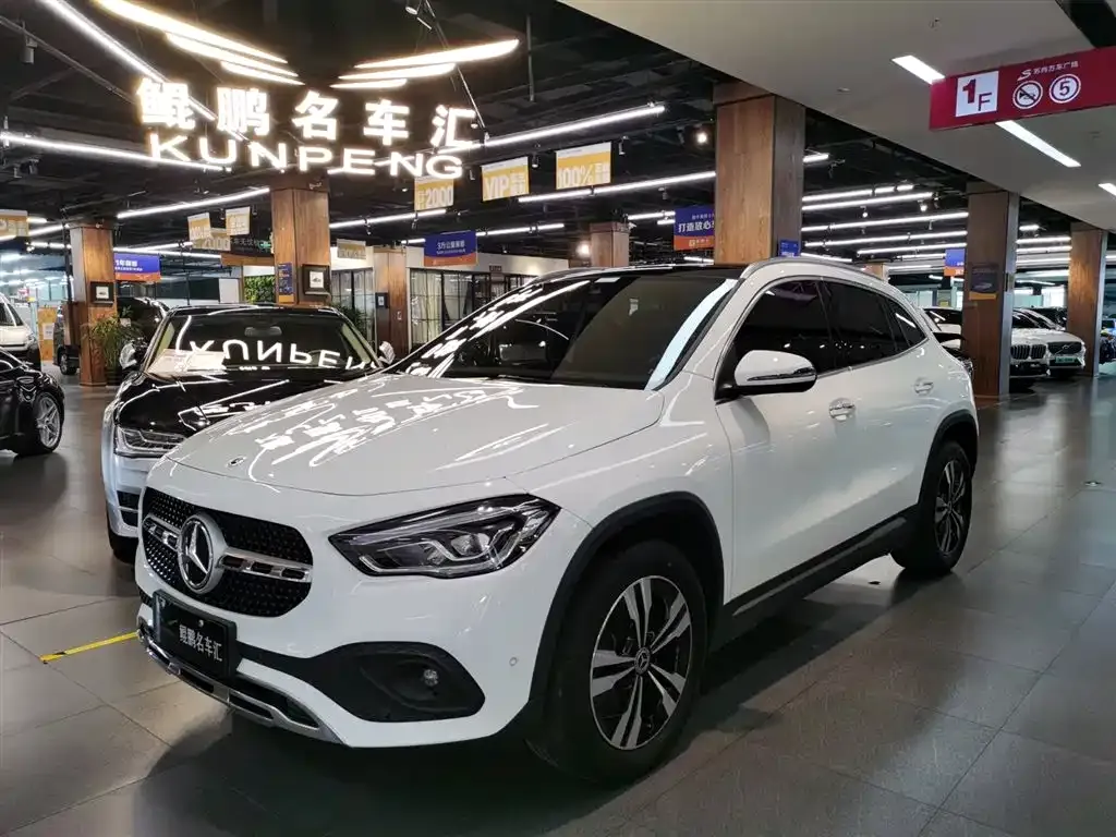 Mercedes-Benz GLA 2023 из CN, фото 1