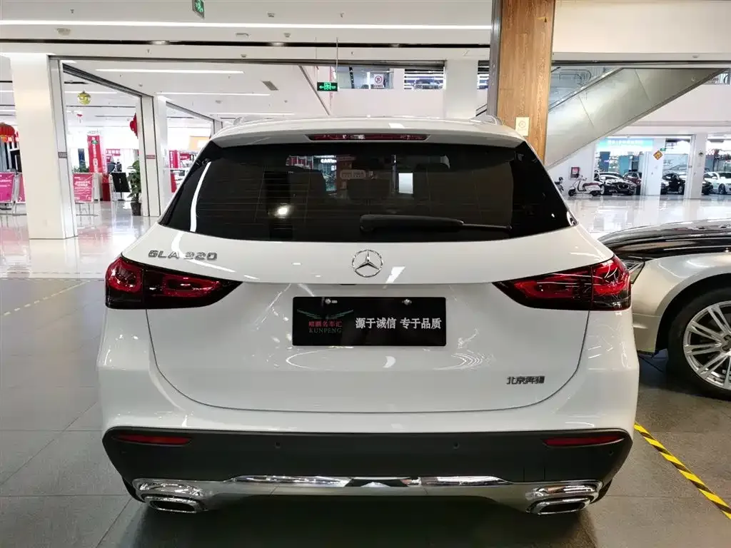 Mercedes-Benz GLA 2023 из CN, фото 4