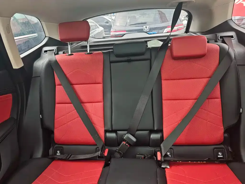 BMW iX1 2025 из CN, фото 6