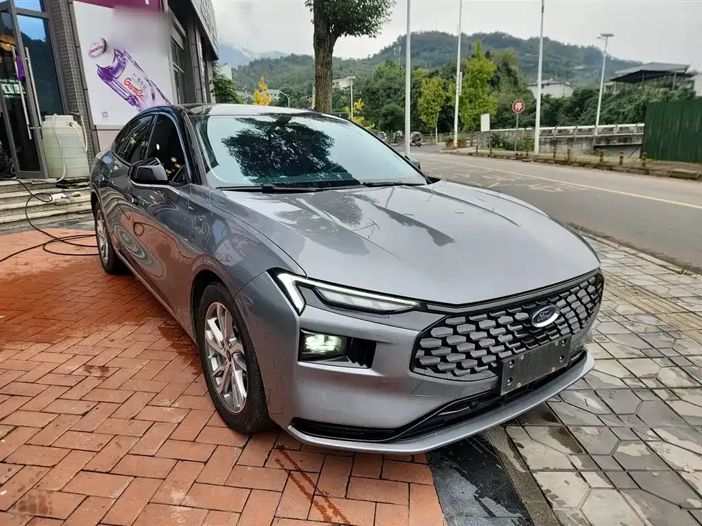 Ford Mondeo 2023 из CN, фото 4