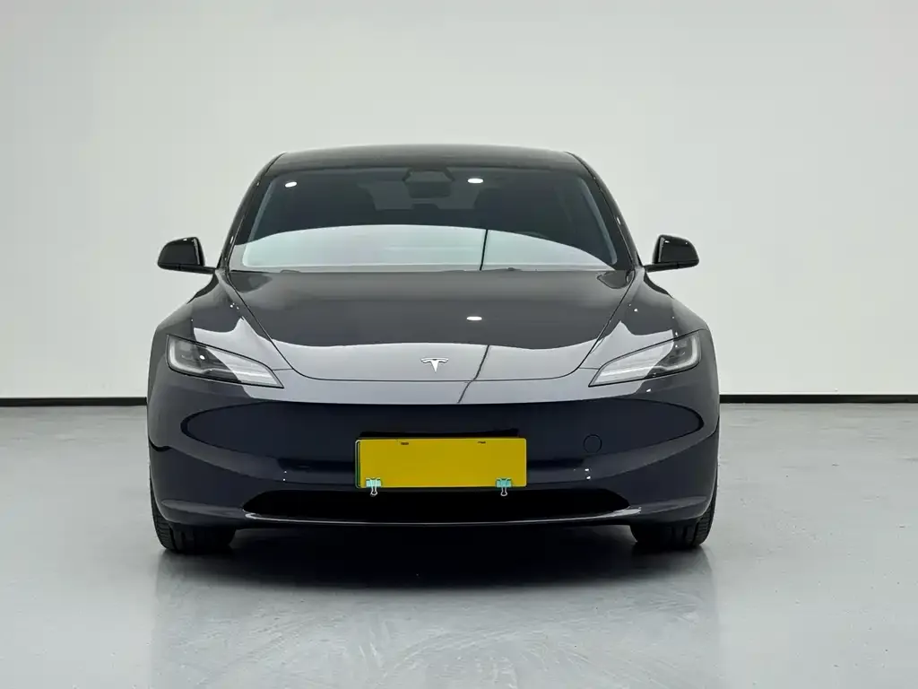 Tesla Model 3 2024 из CN, фото 3