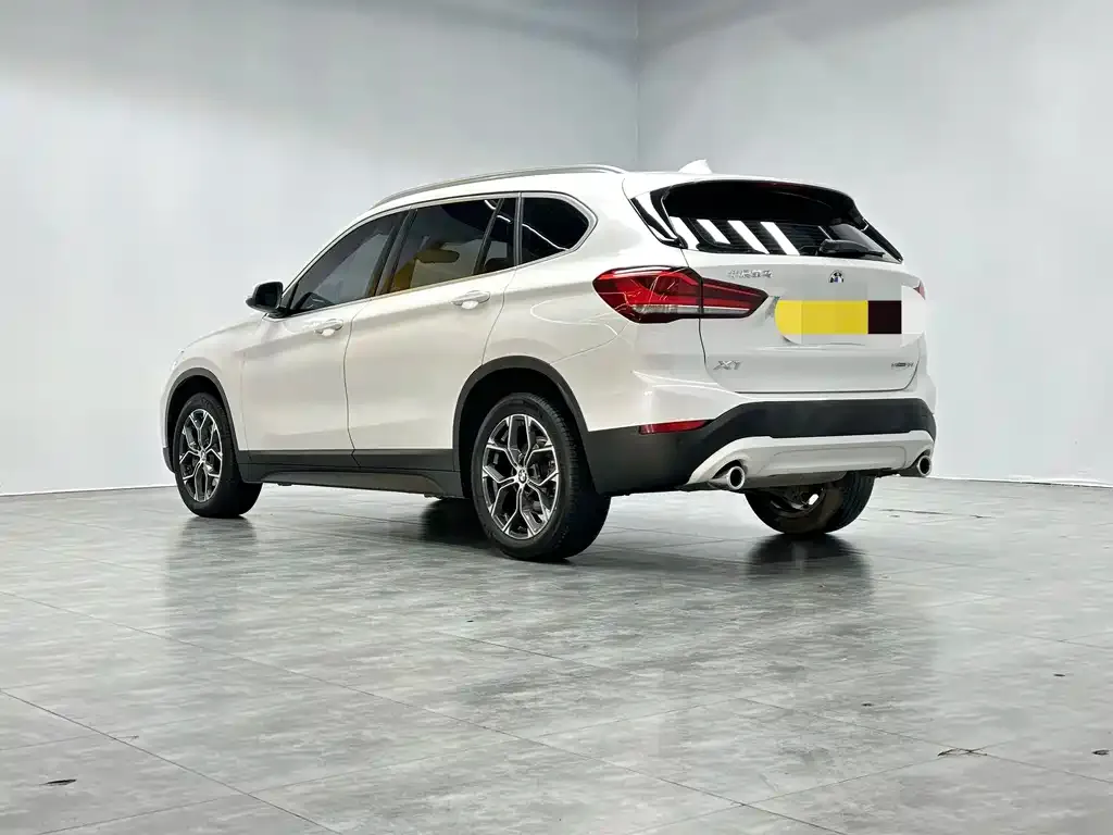 BMW X1 — фото 3