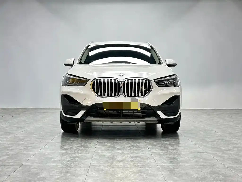 BMW X1 — фото 6