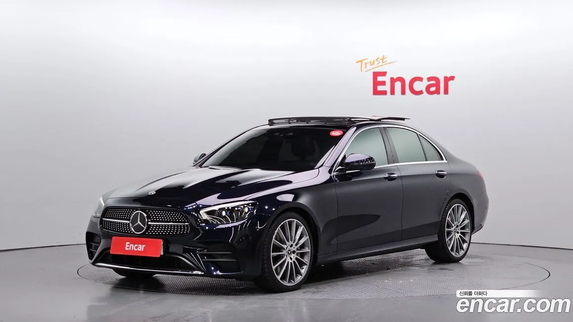 Mercedes-Benz E-Class — фото 1