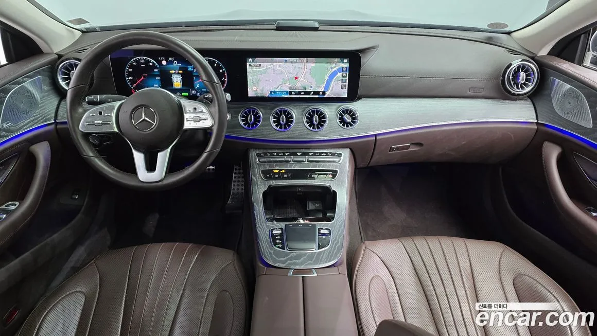 Mercedes-Benz CLS-Class — фото 7